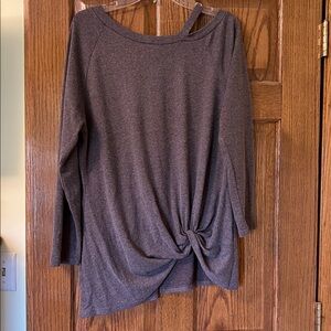 Winter sale 3 for 10 ❄️ Gray Knotted Long Sleeve Top